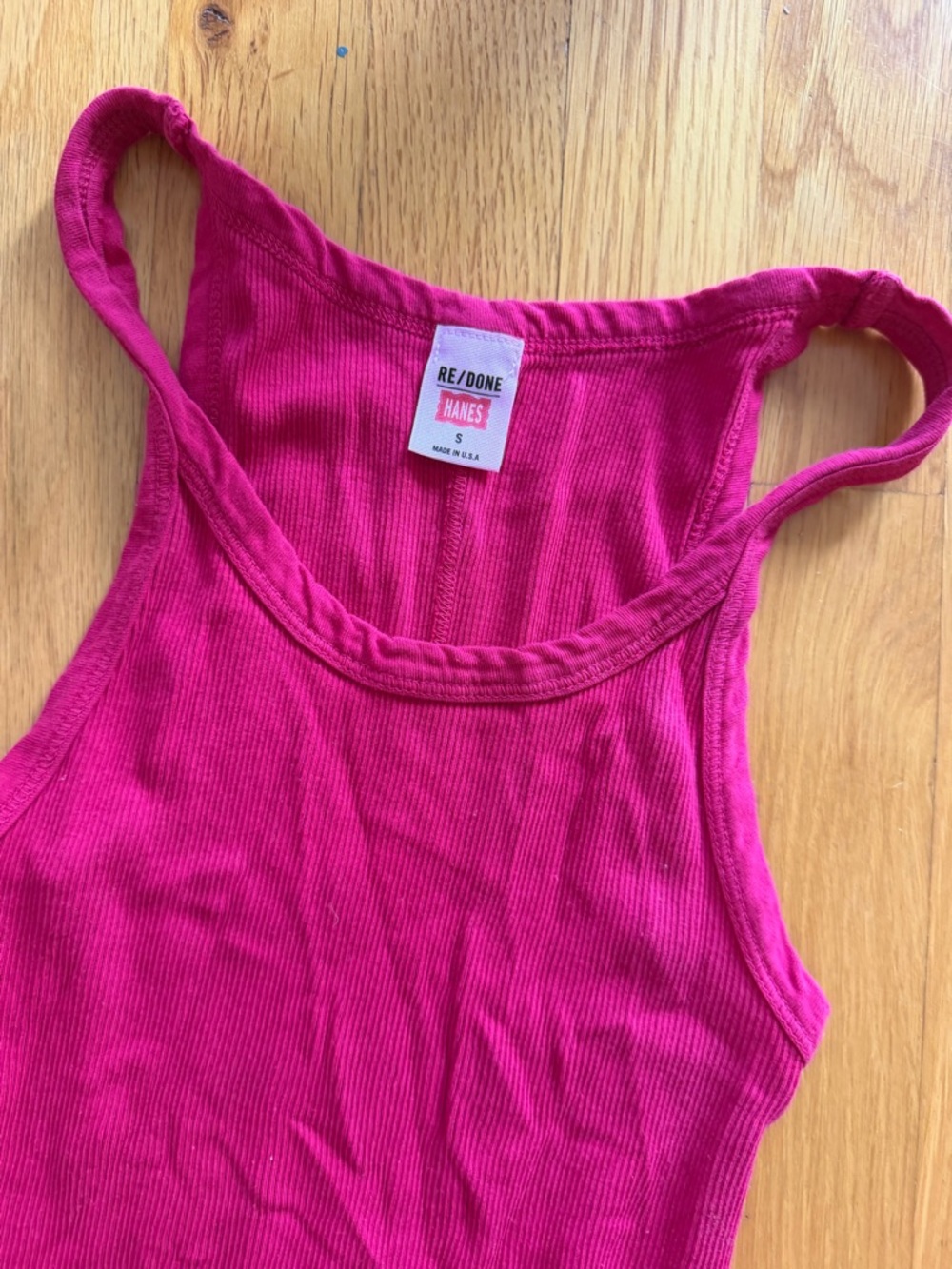 Re/Done Dragonfruit Ribbed Tank Top - Picture 3 of 3